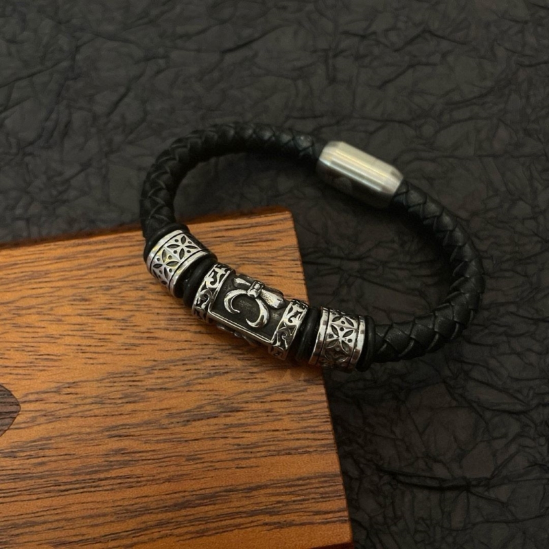 Ch*0me He**ts bracelets